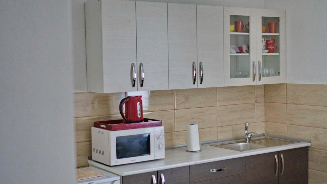 Apartments Pravica Τρέμπινιε Εξωτερικό φωτογραφία