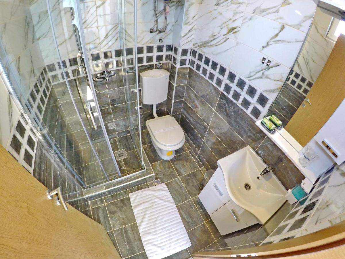 Apartments Pravica Τρέμπινιε Εξωτερικό φωτογραφία